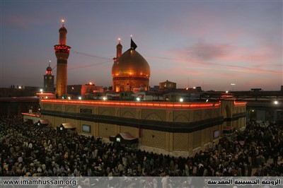 نمای بیرونی از حرم امام حسین (ع)